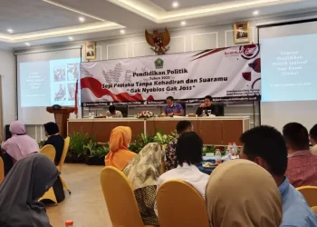 Sesi pemaparan materi yang disampaikan oleh Dr. Moh. Anas Kholish, M.HI (02/03/2023).