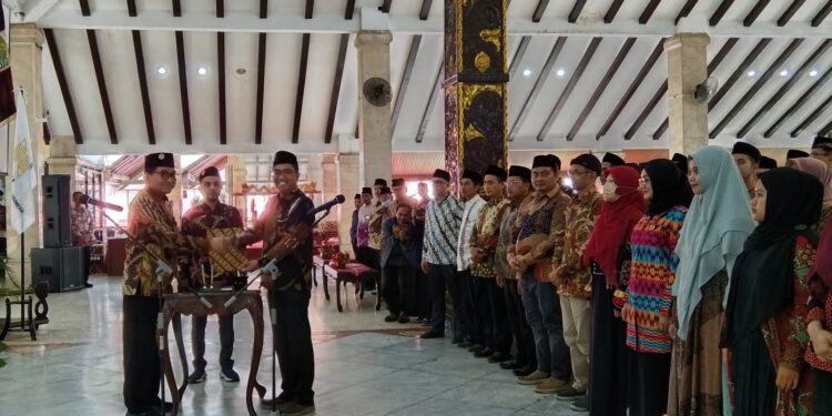 Proses pelantikan ICMI Orda Kabupaten Malang di oendopo agung Kabupaten Malang.