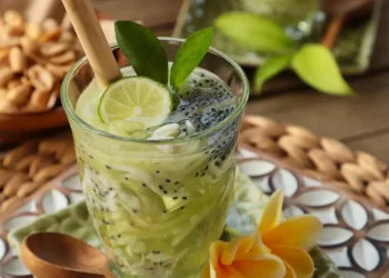 Resep es kuwut simple khas bali.