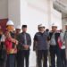 Gubernur Jawa Timur Khofifah Indar Parawansa didampingi Forkopimda Kota Batu tengah meninjau pembangunan Pasar Induk Among Tani yang sudah memiliki progres di angka 94 persen, Sabtu (25/3/2023).