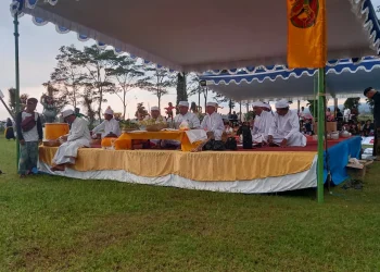 Pelaksanaan Tawur Kesanga di Lapangan Karangtengah, Desa Glanggang, Kecamatan Pakisaji, Kabupaten Malang.