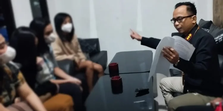 Satpol PP tangkap pelaku Open BO