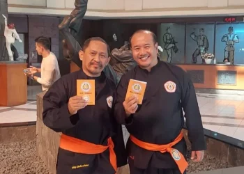 Pelatih pencak silat internasional