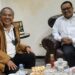 Dr Aqua Dwipayana dengan gembira saat silaturahim dan ngobrol sama Prof M Mas'ud Said di rumahnya di Malang.