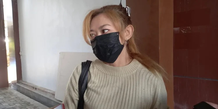 Terdakwa kasus UU ITE, Dian Patria Arum Sari.