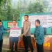 Penyerahan simbolis penyaluran manfaat jaminan sosial kepada peserta BPJS Ketenagakerjaan.