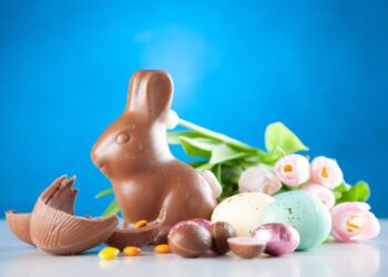 Perayaan Paskah identik dengan telur dan kelinci.