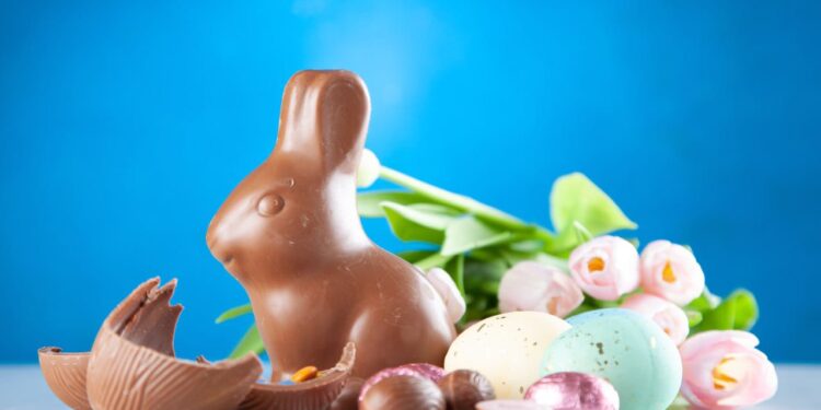 Perayaan Paskah identik dengan telur dan kelinci.