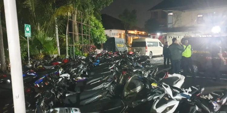 Puluhan kendaraan bermotor tang diamankan petugas