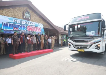 Peserta mudik gratis berangkat dari Pendopo Agung Kabupaten Malang.
