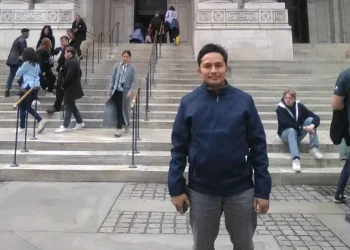 Ach Dhofir Zuhry, saat berada di New York.