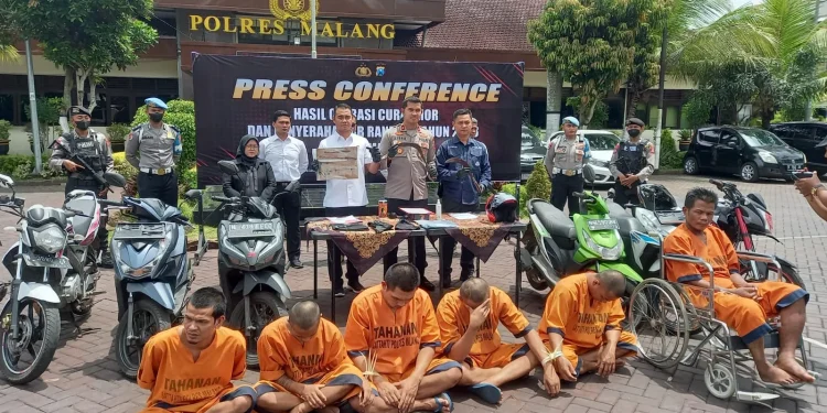 Tersangka curanmor di Polres Malang.