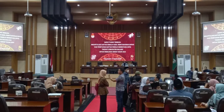 Rapat pleno DPS