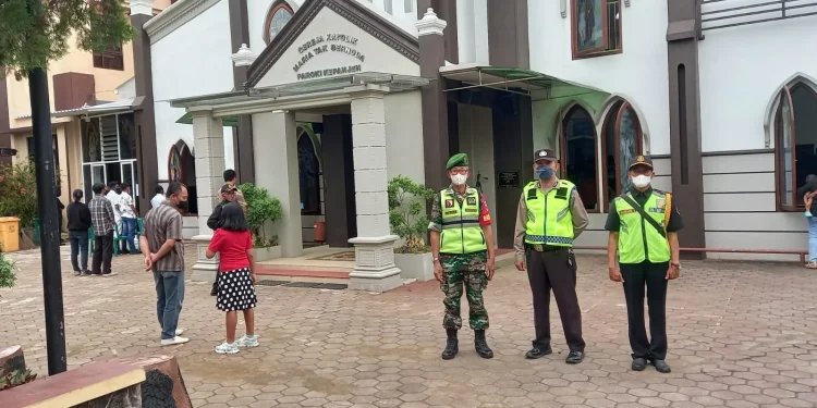 POlres Malang dan Personil gabungan amankan rangkaian Paskah
