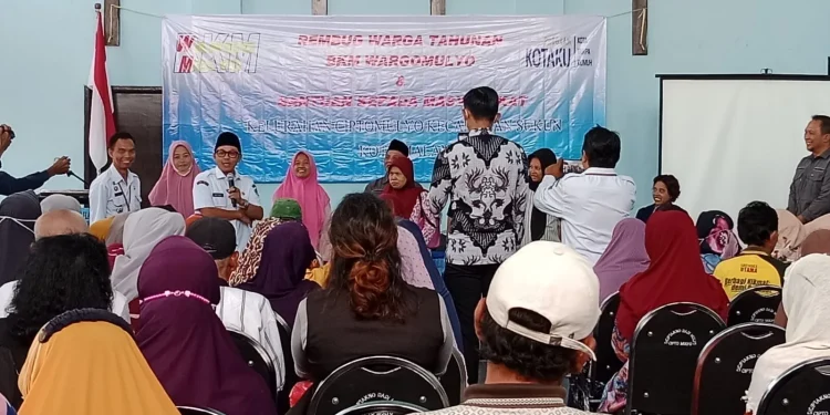Rembug warga dan Penyerahan bantuan BKM