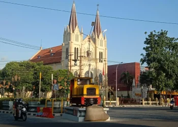 Kayutangan heritage punya replika kereta api