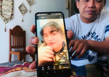 foto ibu dibunuh di Gondanglegi