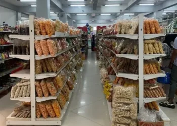 toko kue dan roti Swalayan di Malang