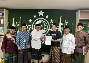 Delegasi UNISMA dalam salah satu kunjungan ke PCINU luar negara.