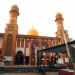 Penampakan terkini Masjid Al-Mukhlisin yang sudah mengalami renovasi hingga empat kali sejak berdiri pada 1831 Masehi.