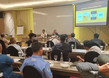 Bacaleg DPR RI dari Golkar Hersan Rahardja saat bertemu dengan para relawannya jelang Pemilu Legislatif 2024, Kamis (25/5/2023) malam.