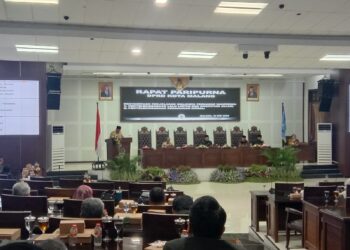 Penyampaian Ranperda Penanaman Modal dalam Rapat Paripurna di Gedung DPRD Kota Malang.