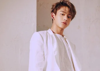 Lucas diumumkan keluar dari boy group NCT dan WayV pada Rabu (10/5/2023).