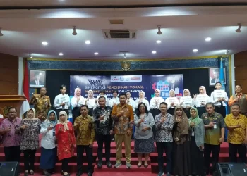 Sinergi antara Direktorat Pendidikan dan Pelatihan Vokasi Universitas Muhammadiyah Malang (UMM), Disnaker Kabupaten Malang, Bapenda Kab. Malang dan lain-lain berkomitmen bersama menekan angka pengangguran di Basement Dome UMM pada Kamis (11/5/2023).