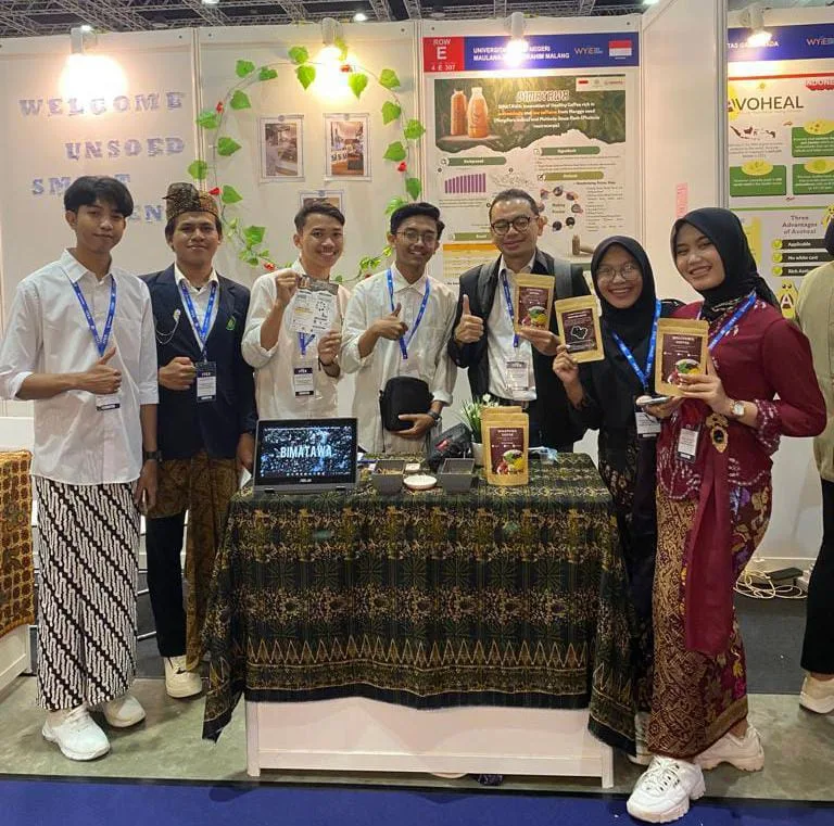 Tim UIN Maliki Malang peraih medali perak pada ajang WYIE 2023.