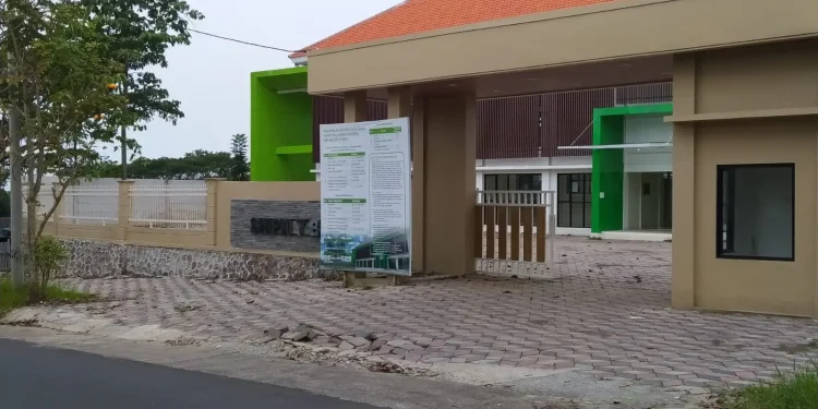 Bangunan rusak