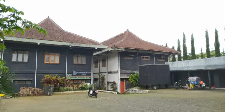 Gedung Kesenian Mbatuaji, Kota Batu