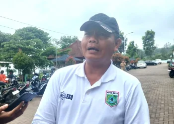 Bank Plat merah tipu camat