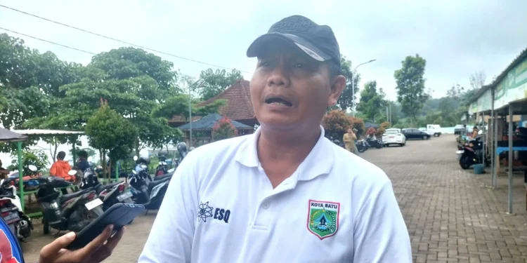 Bank Plat merah tipu camat