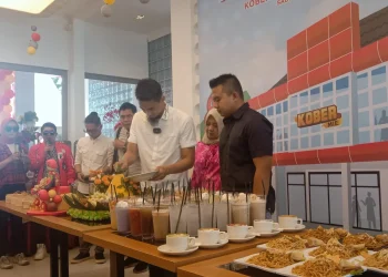 Pembukaan outlet baru Kober Mie di Jalan Sulfat, Kota Malang.