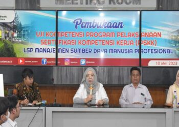 Dekan Fakultas Ekonomi dan Bisnis Universitas Islam Malang, Nur Diana, saat memberikan sambutan