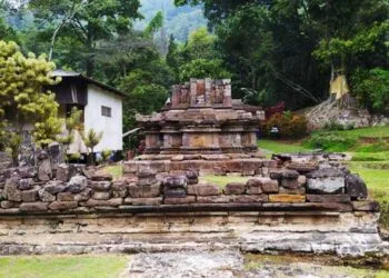 Candi songgoriti