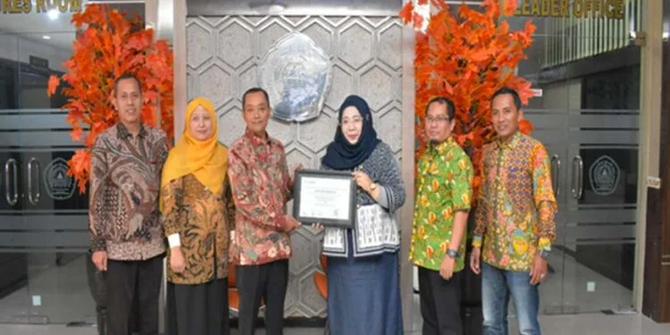 FEB Unisma