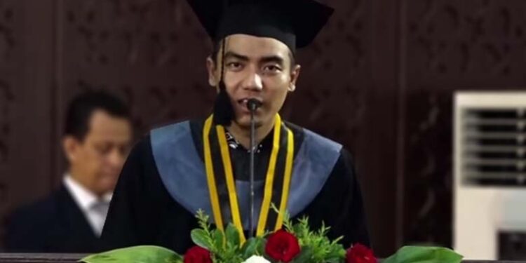 Kiat lulusan terbaik sarjana UIN Malang jadi wisudawan terbaik