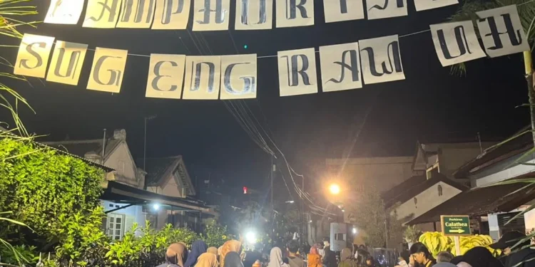 Event CAMPHORIA! yang diselenggarakan di Kampoeng Heritage Kajoetangan oleh Alea Team yang berkolaborasi dengan Campervan Malang.