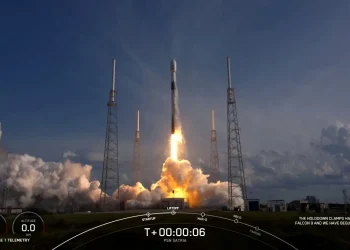 Peluncuran satelit SATRIA-1.