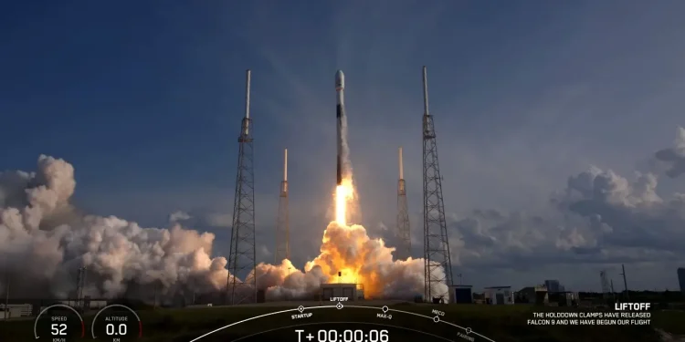 Peluncuran satelit SATRIA-1.