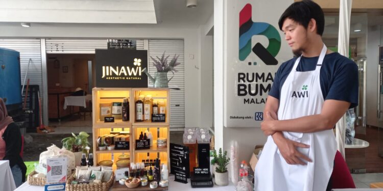 Jinawi Natural, salah satu UMKM yang turut meramaikan Pasar Sehat Malang.