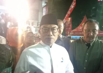 Kepala Staf Kepresidenan, Moeldoko merespon aksi cap jempol darah dari kader Demokrat pendukung AHY.