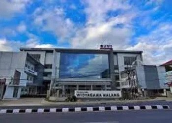 Universitas Widyagama Malang.