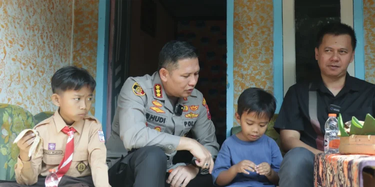 Polresta Malang kota Bedah rumah