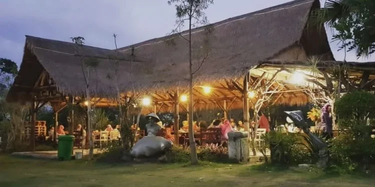 Warung tani dan desa wisata petik jeruk
