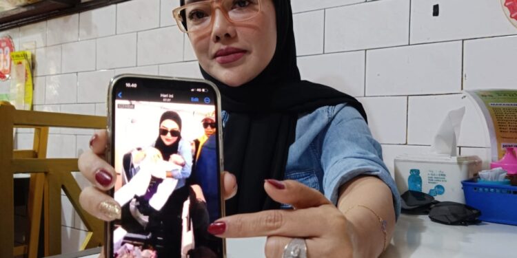 Ibu Melahirkan di pesawat