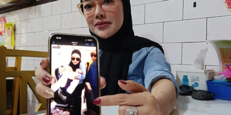 Ibu Melahirkan di pesawat