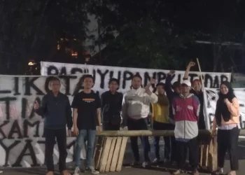 BEM Malang Raya tolak penggusuran PKL di kawasan Sempadan Afvour Tidar.