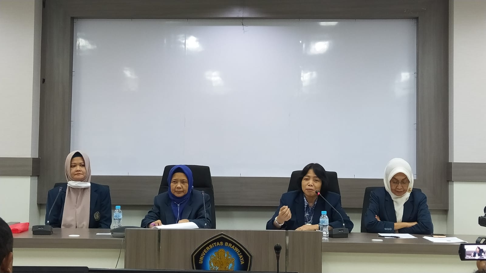 Pemyampaian hasil terkini dari para profesor yang lahir di Universitas Brawijaya Malang. Terbaru, ada 2 orang profesor ke-30 dan ke-31 dari Fakultas Pertanian yang akan dilantik bersamaan pada Selasa (27/6/2023) mendatang.